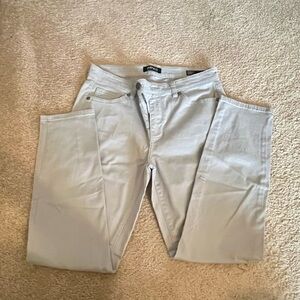 Like New Buffalo David Bitton Women’s Light Gray Lightweight Ankle Jeans